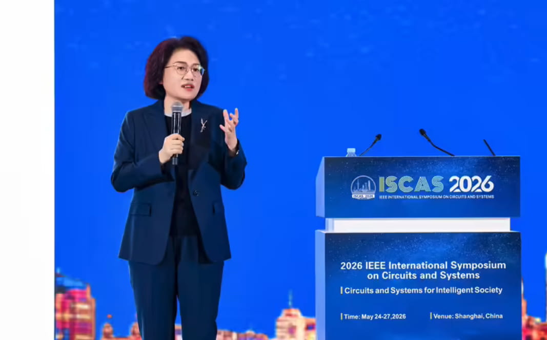 中国首次!华为发布半导体“韬(τ)定律” 麒麟2026芯片携逻辑折叠技术实现性能阶跃突破
